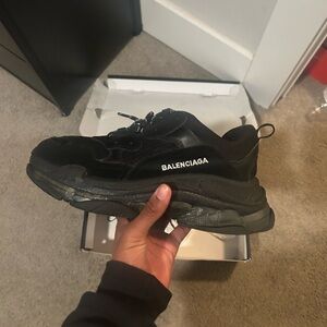 Balenciaga Triple S Size 9